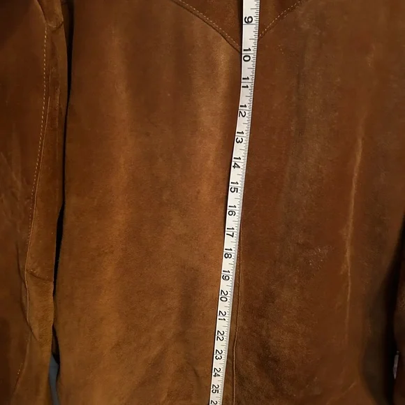 Vintage genuine leather winter coat! - Picture 5 of 6